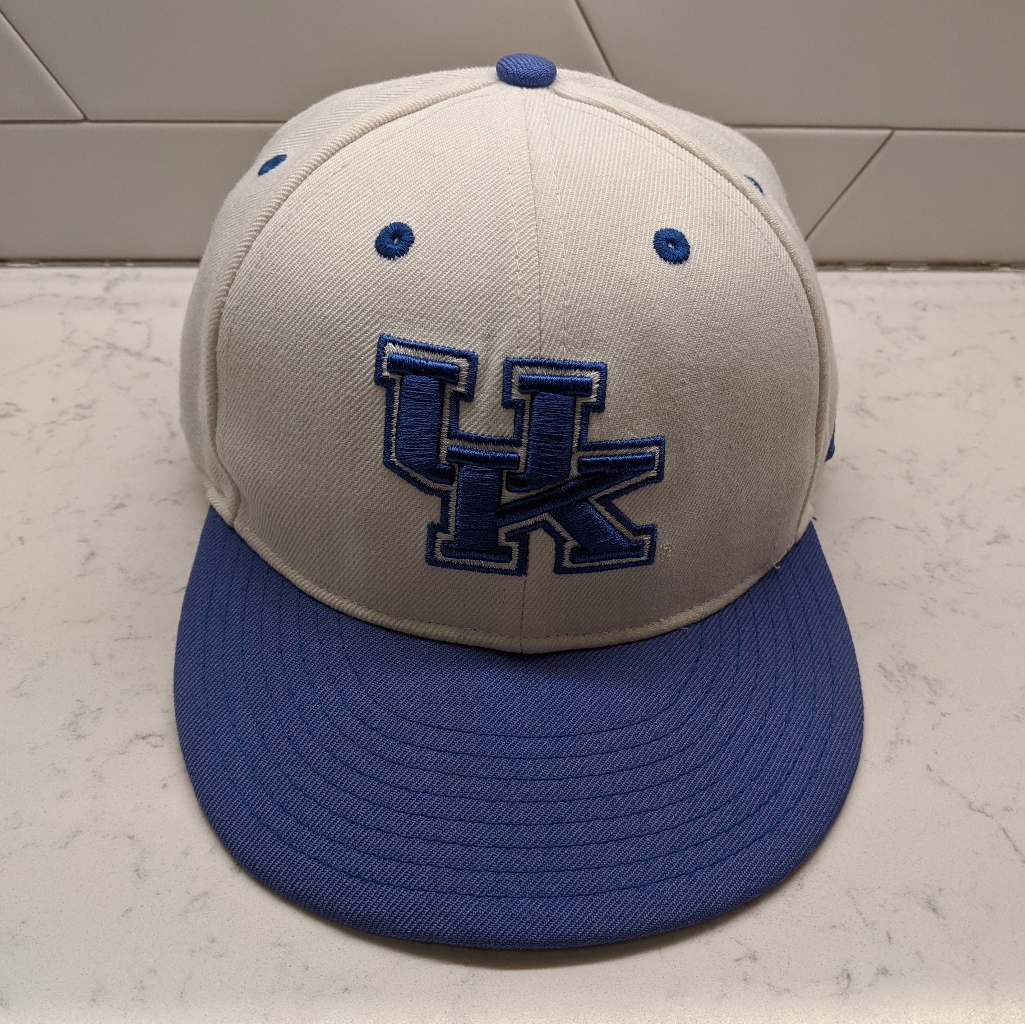 Nike 643 Uk Kentucky Wildcats Fitted White Blue Hat Cap Ncaa  Size 7
